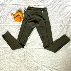 Outdoor Voices snacks leggings size S